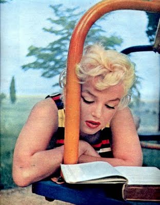 Marilyn Monroe, pretty and smart.